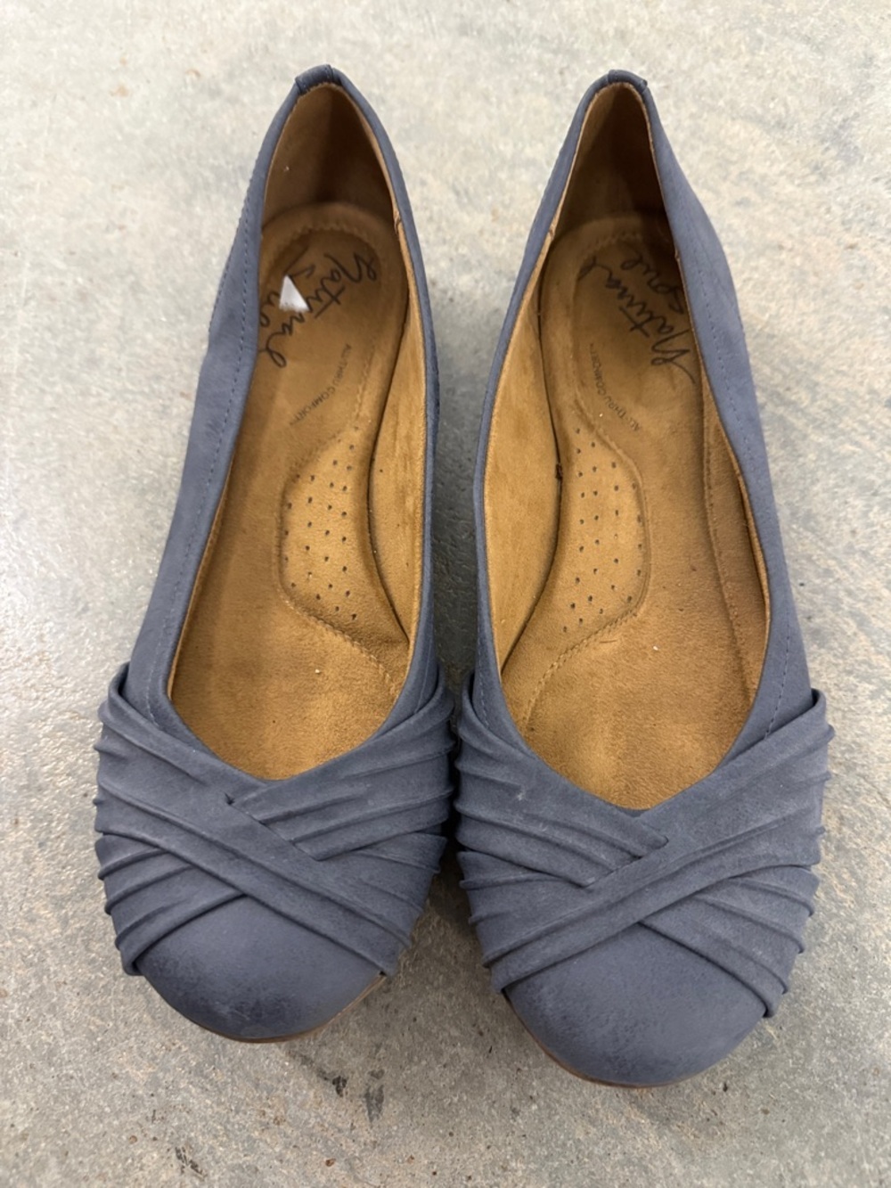 Natural Soul Slate Blue Pleated Crossover Ballet Flats